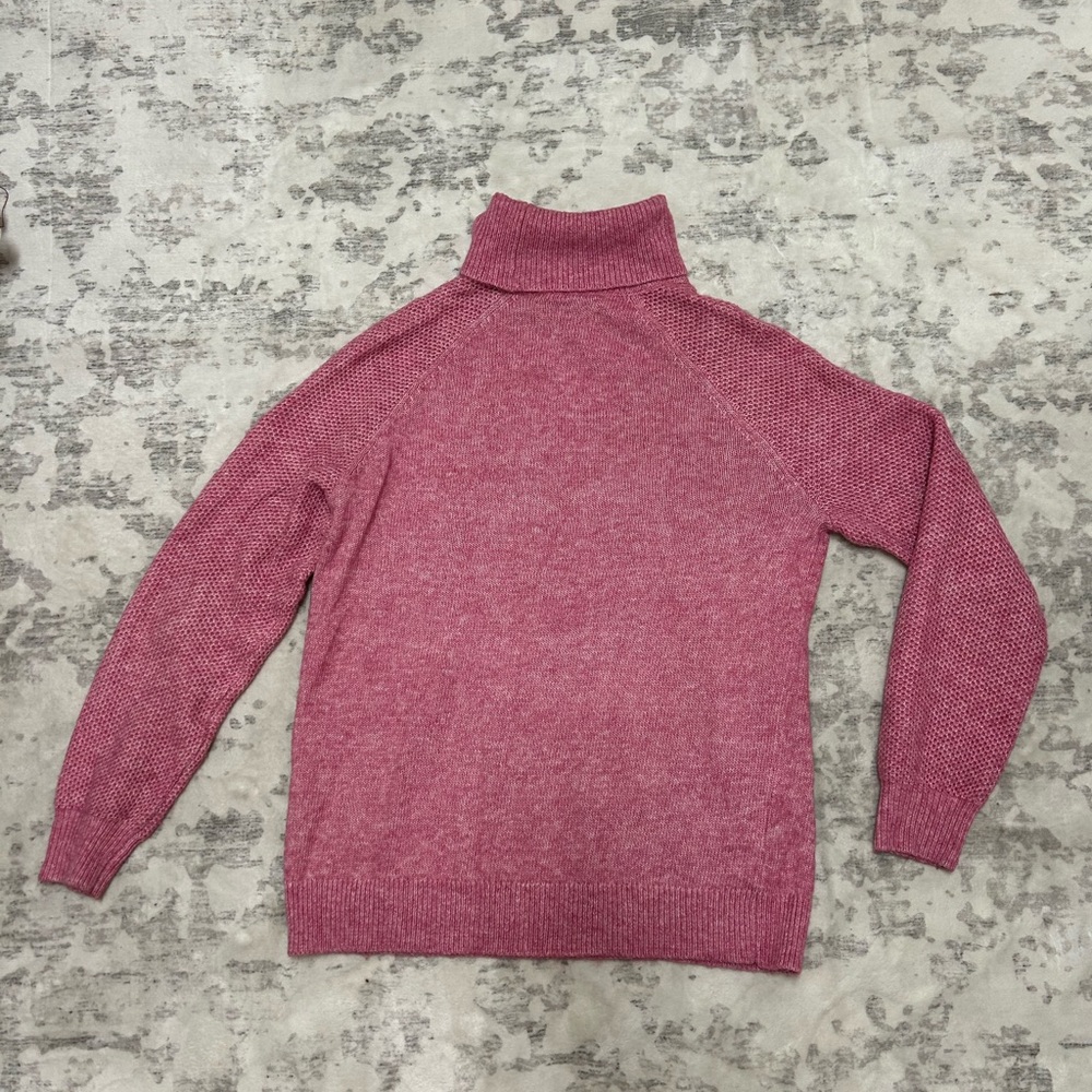 Turtleneck from lift